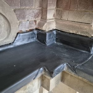 fitting-lead-gutters-grade-2-listed-building-charterhouse-school
