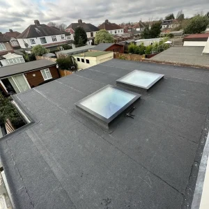 skylight-windows-felt-roof-flat-roofing-installation-london